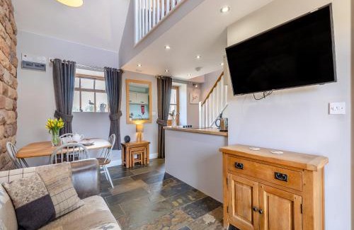 Cauldon Low House | Herdwick Barn - Uk46732