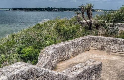 Lake City House | HERE IT IS on Lake Corpus Christi close to State Park; house or RV lot