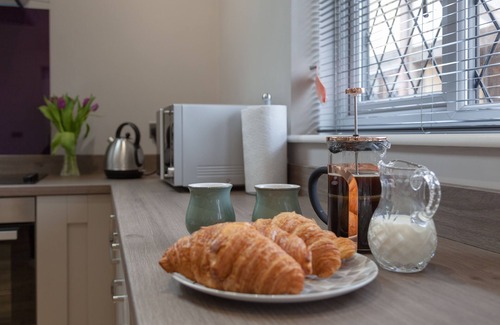 Hereford Apartment | HEREFORDSHIRE – Little Oak: Charming Rural Cottage, Sleeps 2, Cozy Getaway