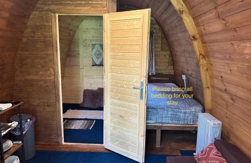 Grantham House | Herigerbi Park Woodland cabin