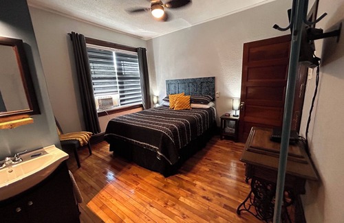 Hunter River Bed & Breakfast | Heritage Classic Inn B&B - Room 2