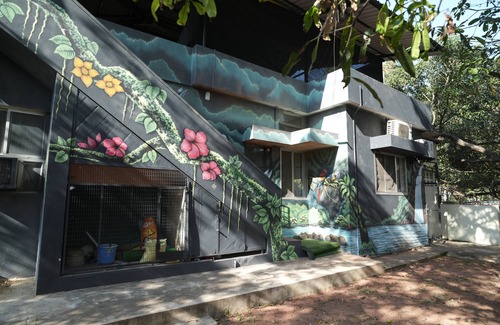 Lalbagh Villa | Heritage Garden Villa