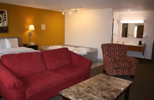 Marysville Hotel | Heritage Inn Express