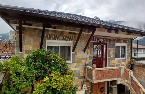Berat House | Heritage Meets Comfort nnYour Home in Historic Berat Albania
