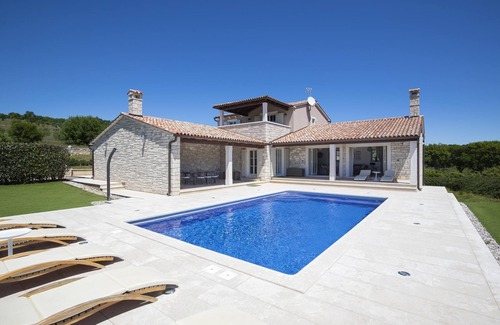 Krnica Villa | Heritage Villa Lilly