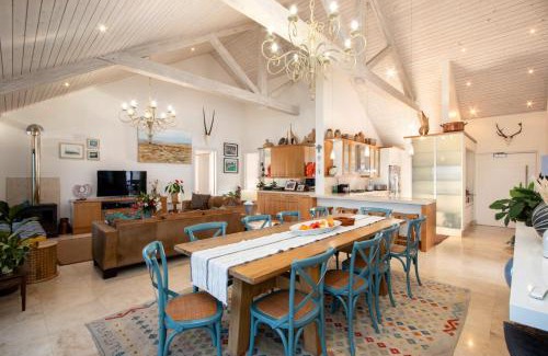 Hermanus City-Centre Apartment | Hermanus Luxury Penthouse