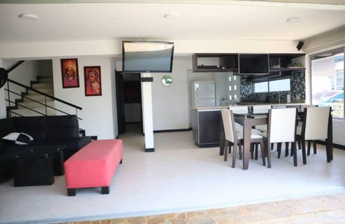San Jeronimo House | Hermoso casa en Condominio Ciudadela Premium con Jacuzzi Privado de lujo