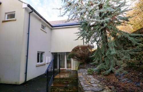 Milford Haven House | Heron