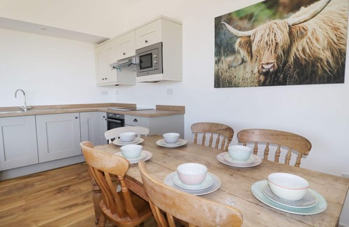 Wedmore Cottage | Heron Lodge Castle Farm