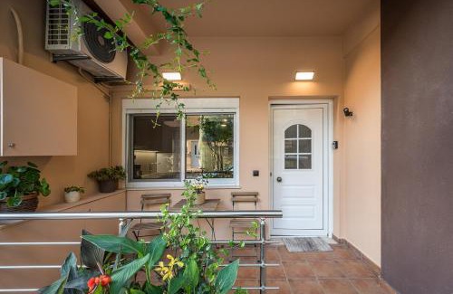 Nea Alikarnassos Apartment | Herophile apartment close to airport & city center