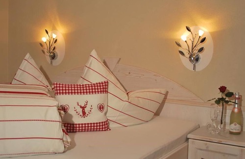 Gries im Sellrain Bed & Breakfast | "Herzblatt" -Fewo, shower, toilet, comfort - Landhaus Notburga