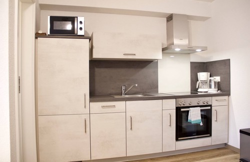 Zweibruecken Apartment | Herzog Wolfgang Studios- Zentral, Modern, Freundlich