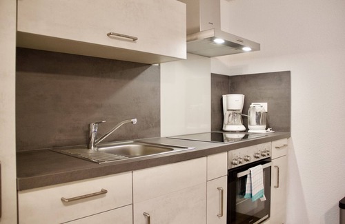 Zweibruecken Apartment | Herzog Wolfgang Studios- Zentral, Modern, Freundlich