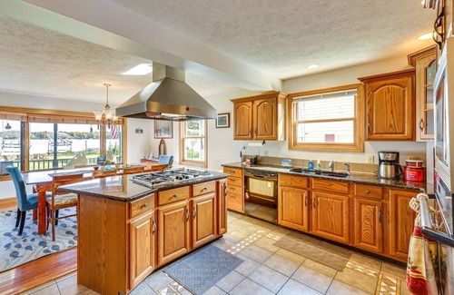 Newaygo House | Hess Lake Retreat