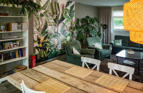 Maasbommel Bed & Breakfast | Het Atelier Huis - Geschikt tot 8 personen