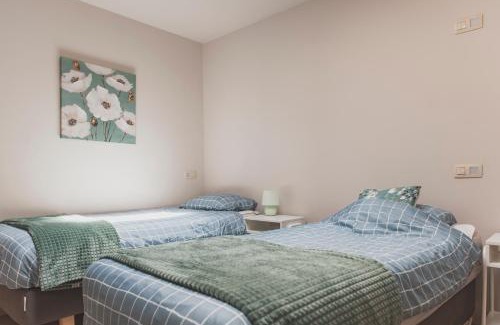 Diksmuide House | Het Oplaadpunt bed, bike, hike, 4-8 p