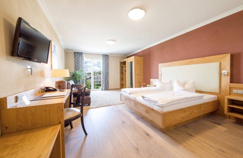 Umkirch Hotel | Heuboden Hotel Landhaus Blum
