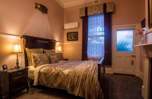 Cobden Bed & Breakfast | Heytesbury House