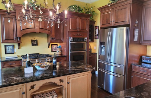 Owego House | Heywood Manor- Private, peaceful, yet close to town. Make memories here!
