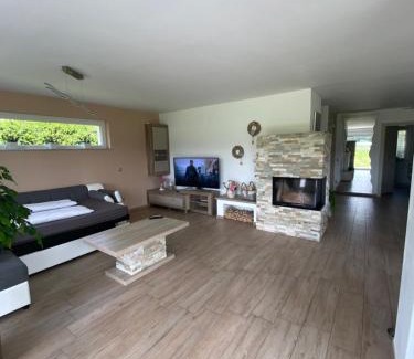 Kranj House | Hiša Helena