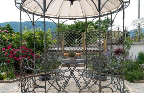 Tolmin House | Hiša Magnolija