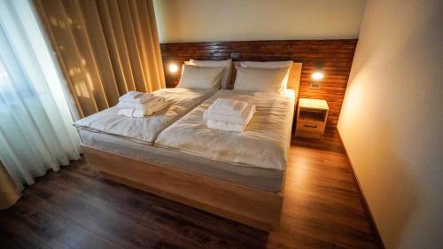 Kostel Apartment | Hiša na Hribu- A Peaceful Hilltop Escape above river Kolpa