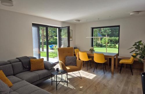Gozd Martuljek Apartment | Hiša Oblak