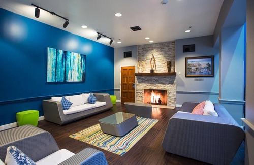 Downtown Hostel | HI Los Angeles Santa Monica Hostel