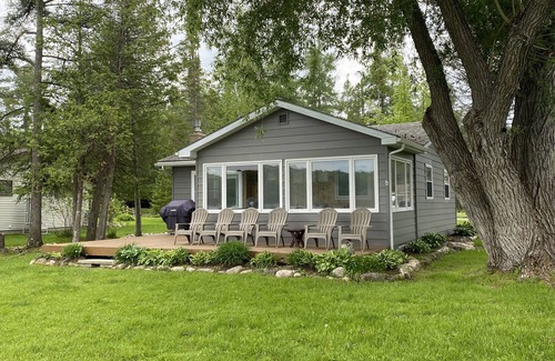Alden Cottage | Hiawatha Creek Camp/sleeps 4-6/ON Clam Lake/Near Torch Lake -5 min. by boat