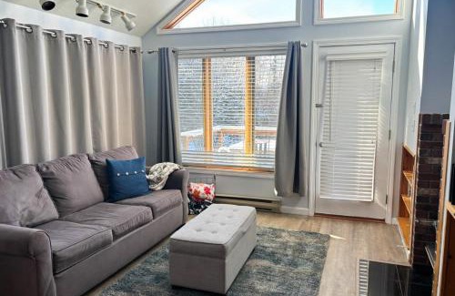 Thornton Apartment | Hibernation Station