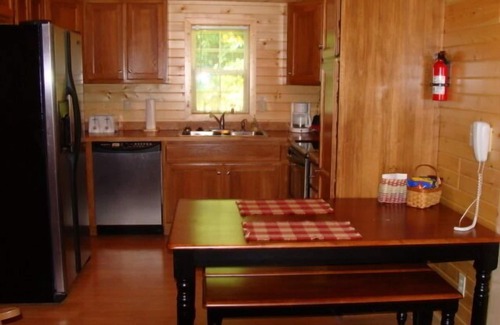 Rockbridge Cabin | Hickory Grove Cabin On 8 Acres With Private Fishing Pond.
