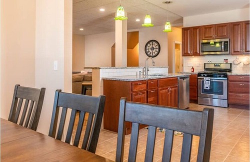 Buffalo Apartment | Hidden Emerald open floor plan/Remodeled Apartment