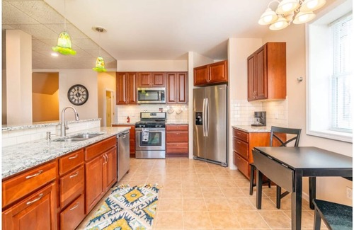 Buffalo Apartment | Hidden Emerald open floor plan/Remodeled Apartment
