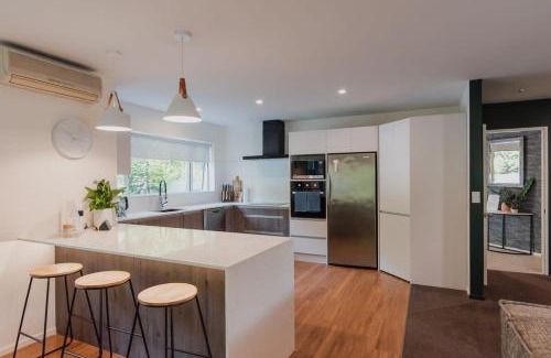 Halswell House | Hidden Gem of Christchurch - Sleeps 13