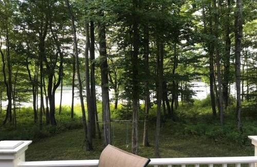 Town of Smyrna House | Hidden Lakefront Retreat