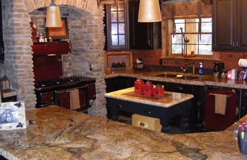 Georgetown Cabin | “Hidden Luxurious slice of Heaven”Hike and explore Montana from the back door!