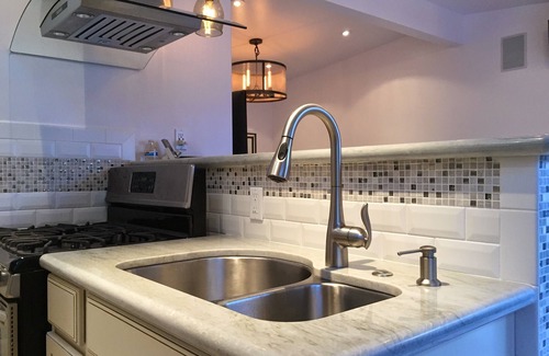 Santa Barbara House | Hidden Luxury - Prime Downtown