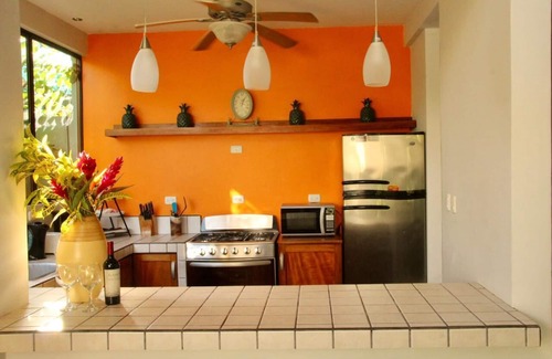 Manuel Antonio House | Hidden Oasis with Pool, Close to Beach, Restaurants & Stores