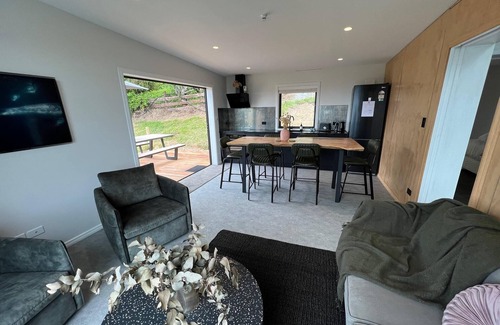 Palm Beach Apartment | Hidden Valley Waiheke