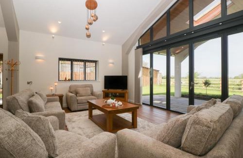 Pilning House | Hidden Well