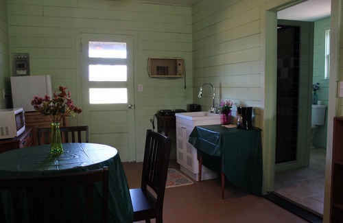 Dragoon House | HiddenOasisBandB "A Bed & Breakfast Community"