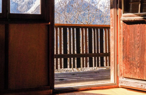 Martisberg Ski Chalet | Hide-away chalet in the Swiss mountains with sauna