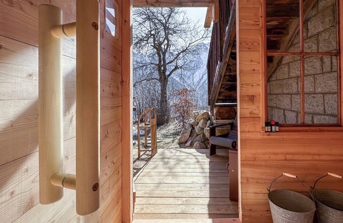 Martisberg Ski Chalet | Hide-away chalet in the Swiss mountains with sauna