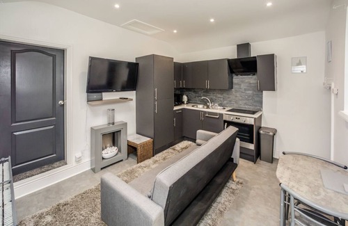 Kirkheaton Cottage | Hide-out At Our Modernised Cosy Cottage Retreat
