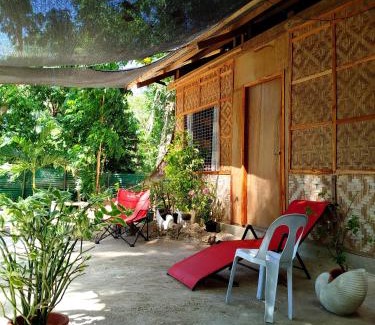 Moalboal Bed & Breakfast | Hideaway B&B