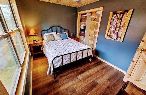 Mammoth Spring House | Hideaway Cabin near Mammoth Springs, Ark