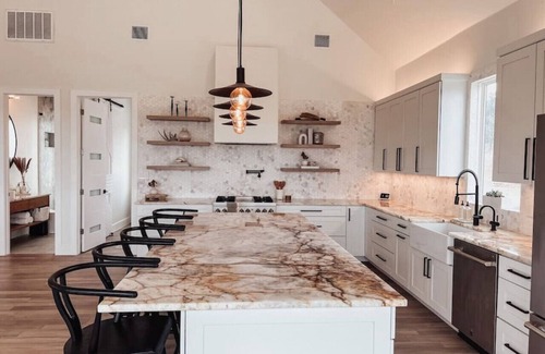 Dripping Springs Villa | Hideaway Hill Country · Luxury Home with Stunning Views and Hot Tub