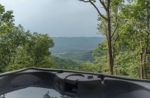 Rileyville House | Hideaway Mountain Cabin