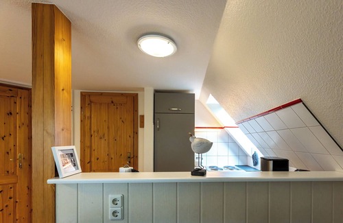 Großmorsum Apartment | Hier Spielt ein Echter Naturbursche die Erste Geige: Eichenholz