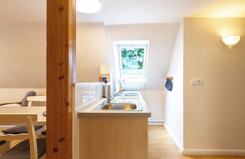 Großmorsum Apartment | Hier Spielt ein Echter Naturbursche die Erste Geige: Eichenholz